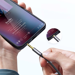 Ugreen AV118 10592 laidas 3.5 mm mini jack (kištukas) / 3.5 mm mini jack (lizdas) 1m - sidabrinis