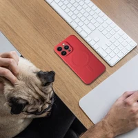 SILICONE MAG COVER dėklas telefonui suderinamas su Magnetiniu IPHONE 16e raudona
