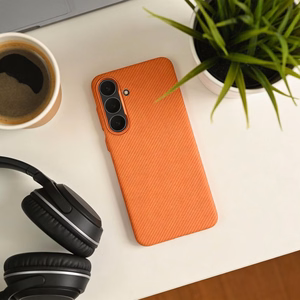 Su MagSafe suderinamas KEVLAR dėklas Samsung A27, kosminės oranžinės spalvos
