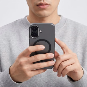 Tech-Protect MagZero MagSafe dėklas, skirtas iPhone 17, matinis juodas