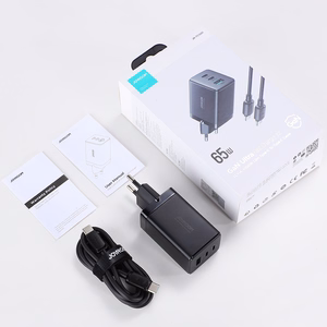 Įkroviklis Joyroom JR-TCG01 65W GaN 2xUSB-C/USB-A + USB-C to USB-C cable 1.2m juodas