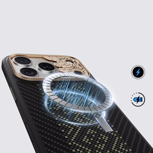 Juodas „Benks Magnetic Armor Pro Knight“ kevlaro dėklas su metaliniu rėmeliu (C.K.FL.AP.GD.B073), skirtas iPhone 18 Pro Max / iPhone 17 Pro Max su „Camera Control“ mygtuku