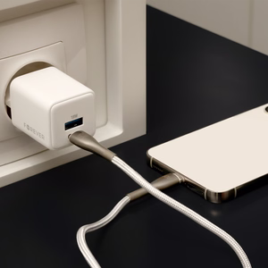 Forever TC-08-20AC GaN PD QC įkroviklis 1x USB-C 1x USB 20W baltas