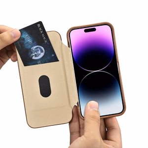 iCarer CE Premium odinis folio dėklas iPhone 14 Pro su MagSafe magnetiniu flipu - raudonas