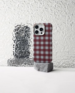 Benks Magnetic Armor Vichy Kevlar Case (RF66) for Iphone 16 Pro Max red