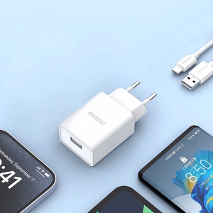 Dudao A4EU USB-A 2.1A sieninis įkroviklis - baltas + USB-A - USB-C kabelis