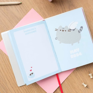 Pusheen 2023/2024 metų savaitinis planuoklis, 11,3 × 16,2 cm