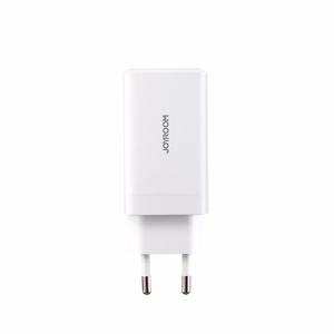 Joyroom JR-TG10 65W GaN 2x USB-C + USB-A sieninis įkroviklis su 100W USB-C - USB-C 1.2m laidu - baltas