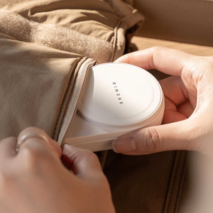 "Ringke QI2.2 25W 3in1" magnetinis indukcinis įkroviklis "MagSafe" - baltos spalvos