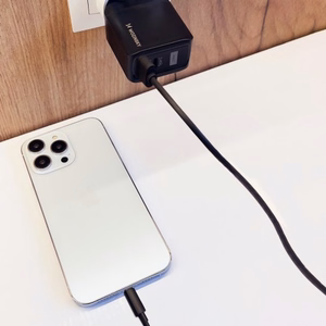 Įkroviklis Wozinsky GaN juodas 20W (USB / USB-C)