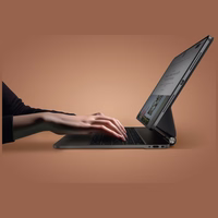 Uniq Venno Pro magnetinis išmanusis dėklas su klaviatūra iPad 11" 2025 / iPad Air 11" 2024 / 2025 / iPad Pro 11" 2018 / 2020 / 2021 / 2022 / 2024 - rudas