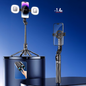 Blavec asmenukių lazda Aluminium Fusion P-07 Magsafe trikojis + nuotolinio valdymo pultas + 2 lempos 1,4 metro (SSFP07-MTR2LB14) juodas