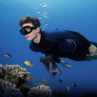 Atsparus vandeniui dėklas mobiliajam telefonui Hoco BAG31 juodas