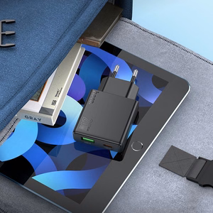 Įkroviklis telefonui Hoco Slim USB A + USB C QC3.0 PD 3A 20W + kabelis USB C į Lightning N38 juodas