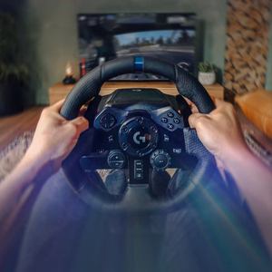 Logitech G G923 lenktynių vairas ir pedalai, skirti PS5, PS4 ir PC