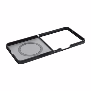 Juodas „4sF-S Acrylic“ dėklas su „MagSafe“ palaikymu, skirtas „Samsung Galaxy Z Flip8“