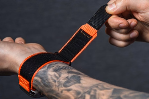 FORCELL F-DESIGN FA05 nailoninis dirželis APPLE laikrodžiui 42 / 44 / 45 / 49 mm oranžinis