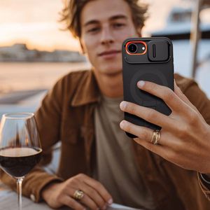 Tech-Protect Kevlar Aura Magnetinis dėklas telefonui iPhone 16e - juodas