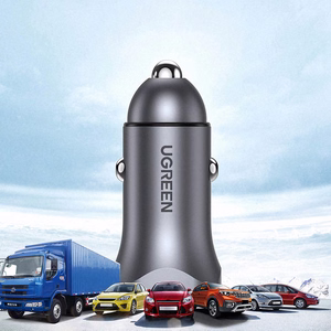 Ugreen CD130 USB-A / USB-C 30W автомобильное зарядное устройство - серое