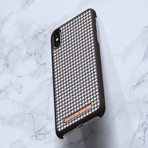 Nordic Elements Saeson Idun Pattern 2 dėklas, skirtas iPhone XS Max, tamsiai rudas