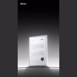 Juodas „Benks Magnetic Armor Pro Armor Grid 600D“ kevlaro dėklas su metaliniu rėmeliu (C.K.FL.AP.BK.B072), skirtas iPhone 18 Pro / iPhone 17 Pro su „Camera Control“ mygtuku
