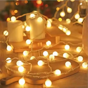 LED girlianda 1,5M (10 LED lempučių) USB balkonui, rutuliukai, šiltai balta