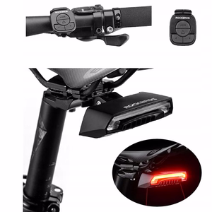 Rockbros LKWD-R1 galinis dviračio žibintas su lazeriu ir nuotolinio valdymo pultu + Micro USB - USB-A laidas - juodas