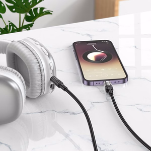 AUX laidas Jack 3,5 mm į Lightning Hoco 1,2 m UPA27 juodas