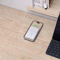 Tech-Protect LifeMag PB11 išorinė baterija su MagSafe 10000mAh 15W USB-C jungtimi - balta + USB-C kabelis