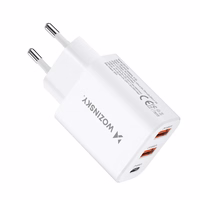 Wozinsky CWCUCW 30W USB-C / 2 x USB-A sieninis įkroviklis - baltas