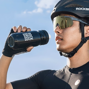 Rockbros 600 ml dviračio gertuvė – juoda