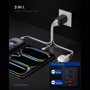 Spigen Essential EE673EU 3 jungtciu ikroviklis 2xUSB-C 1xUSB-A 67W - Juodas