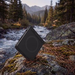 Tech-Protect Kevlar Aura dėklas, skirtas Samsung Galaxy Z Flip 8, suderinamas su MagSafe – juodas