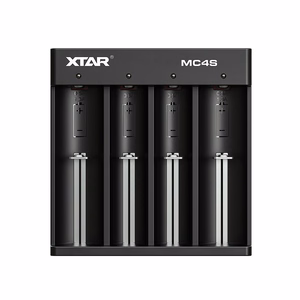 18650 ličio jonų / NiMH cilindrinių baterijų įkroviklis Xtar MC4S