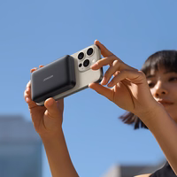 Magnetinė išorinė baterija Joyroom JR-W020 20W 10000mAh MagSafe + USB-C į USB-C laidas 0,25m (juoda)