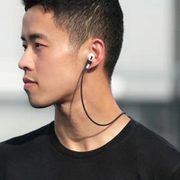 Uniq Vencer silikoninis dėklas AirPods 3 - smėlio spalvos