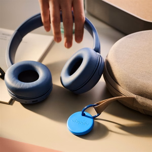 Chipolo POP Bluetooth daiktų ieškiklių rinkinys su keičiamomis baterijomis, skirtas iOS ir Android, 4 vnt. (raudonas, mėlynas, geltonas ir žalias)