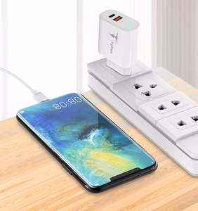 SIENINIS ĮKROVIKLIS T-PHOX GLORY 45W USB/USB-C BALTAS