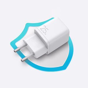 Įkroviklis Joyroom (L-P251) Type-C 3A (25W) baltas