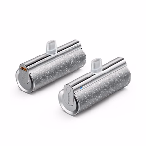 VEGER išorinė baterija 5000 mAh su įmontuotu jungtimi Type C PD QC3.0 2,4A 12W PlugOn (W0573) sidabrinė