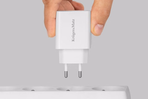 Kruger&Matz tinklo įkroviklis su Quick Charge