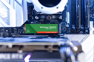 SanDisk SN3000 2 TB M.2 PCI Express 4.0 NVMe QLC 3D NAND