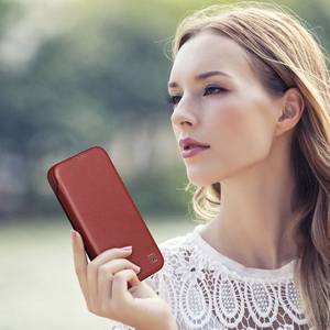 iCarer CE Premium odinis folio dėklas iPhone 14 Pro su MagSafe magnetiniu flipu - raudonas