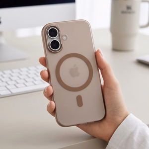 Tech-Protect MagZero MagSafe dėklas, skirtas iPhone 17, matinis smėlio ir rudos spalvų