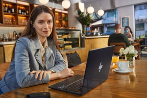 HP Poly Voyager Legend 30 ausinės