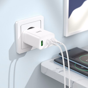 Įkroviklis Hoco 2 x USB C + USB A QC3.0 PD 3A 35W + Kabelis USB C į USB C N33 baltas