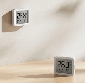 Xiaomi Smart Temperature and Humidity Monitor 3 Mini QBH4312GL – compact temperature-and-humidity monitor, white