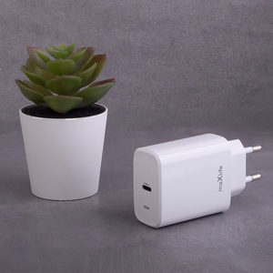 "Maxlife MXTC-10-20C PD QC įkroviklis 1x USB-C 20W, baltas