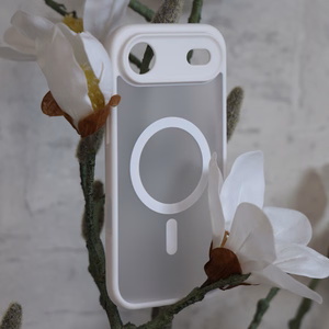 Liavec minkštas dėklas skirtas Iphone 17 Air baltas