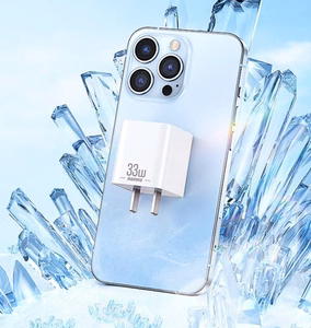REMAX WALL ĮKROVIKLIS BATT SERIES PD QC 33W RP-U26 1xUSB + 1xUSB-C baltas